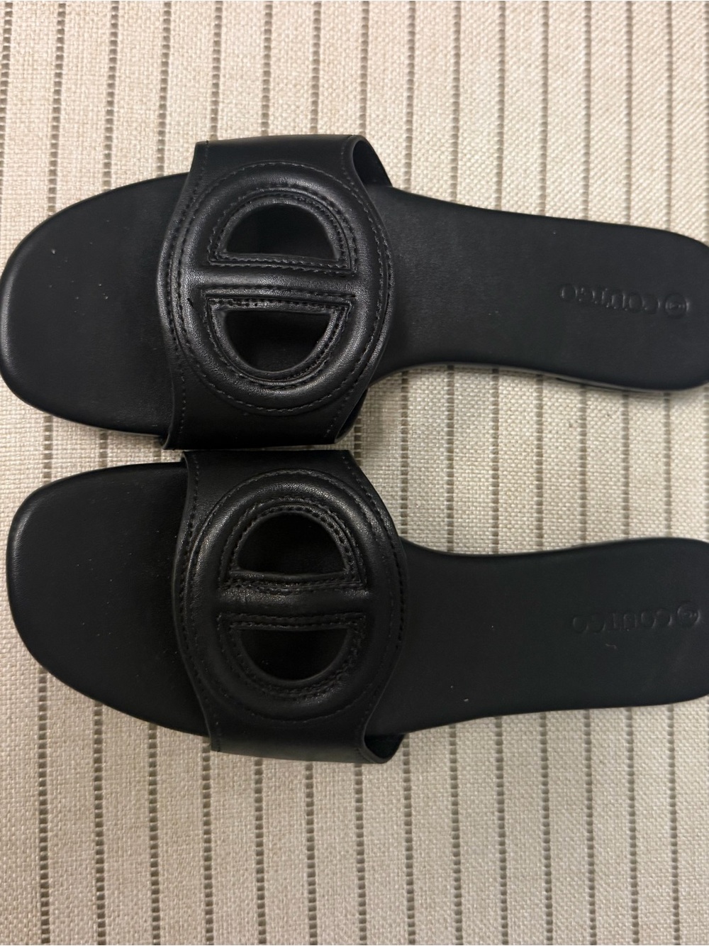 Minimalist Black Leather Slide Sandals with Circular Cutout
